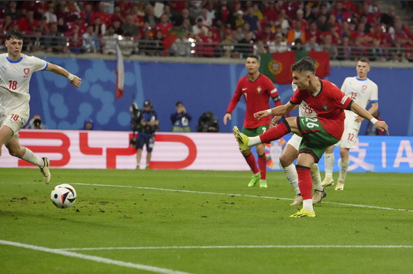 《WG采矿宝贝正版电游：畅享精彩游戏体验》